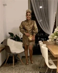 שמלה מנומרת זהובה