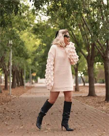 שמלת צמר ורודה