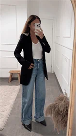 בלייזר שחור ניטים