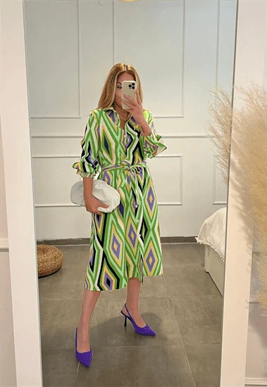 שמלת הדפס צבעוני